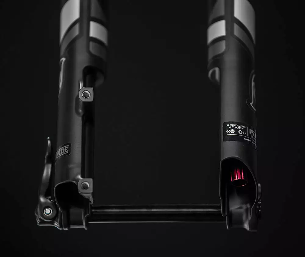 Fox Racing Shox 2020 Fox 32 Float Performance GRIP 2-Pos Remote Step Cast Fork 29" Forks / Accessories 5 Fox Racing Shox 2020 Fox 32 Float Performance GRIP 2-Pos Remote Step Cast Fork 29" Forks / Accessories