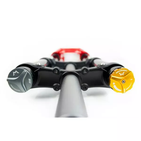 Forks / Accessories Marzocchi Bomber 58 27.5" Gloss Red Down Hill Fork 3 Forks / Accessories Marzocchi Bomber 58 27.5" Gloss Red Down Hill Fork