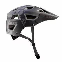 7iDP M5 Helmet
