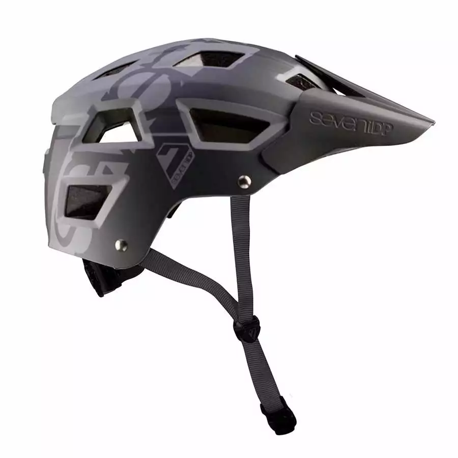 7iDP M5 Helmet 1 7iDP M5 Helmet