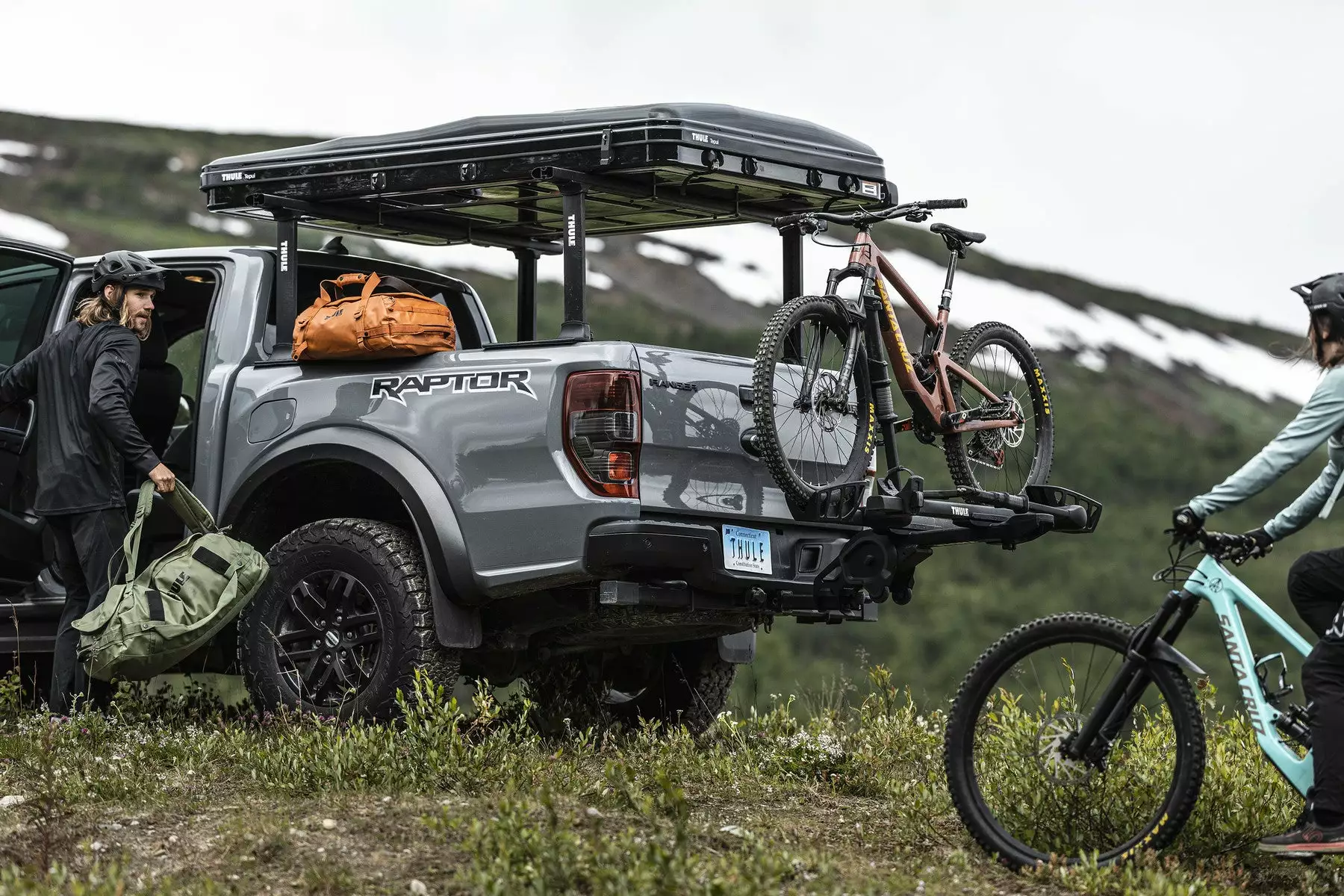 Racks / Storage Thule T2 Pro XTR 2-2" Bike Hitch Rack 7 Racks / Storage Thule T2 Pro XTR 2-2" Bike Hitch Rack